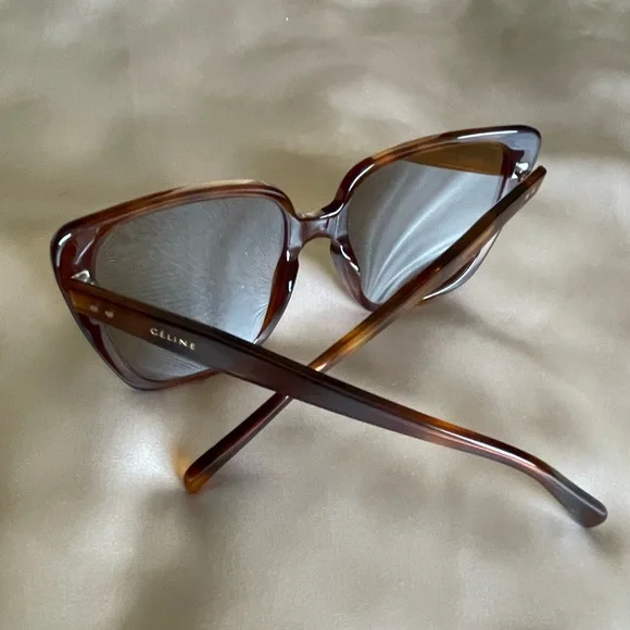Celine CL40047I Cat Eye Sunglasses - Picture 3 of 11